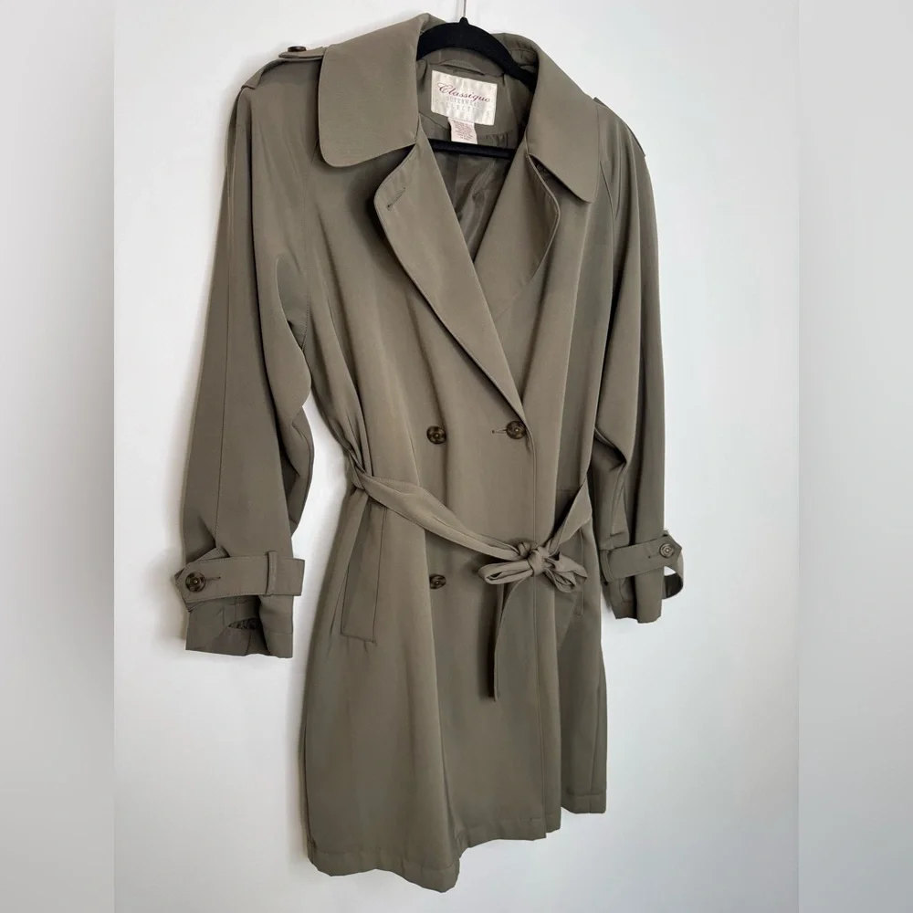 Timeless Gray Vintage Trench Coat with Cinched chain Waist double breasted - Picture 3 of 11